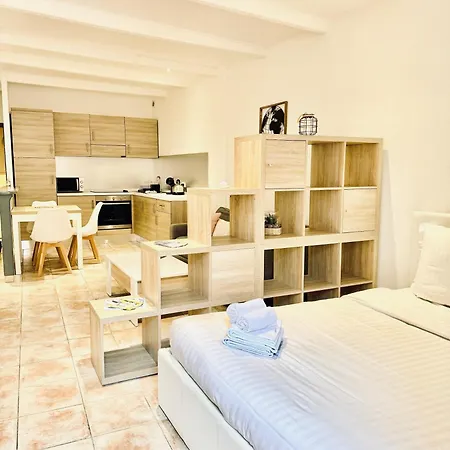 Apartament Grand Au Coeur De La Vieille Clim