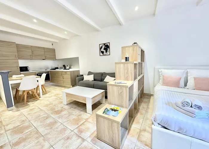 Grand Au Coeur De La Vieille Clim * Menton