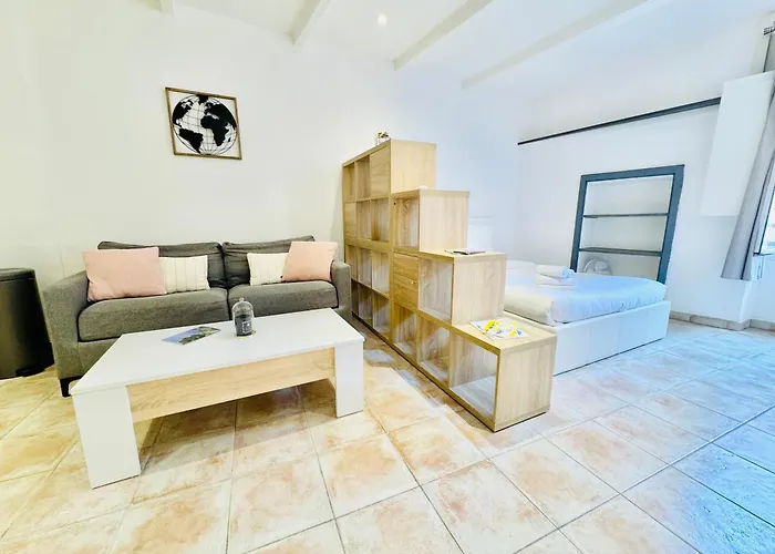Apartman Grand Au Coeur De La Vieille Clim Menton